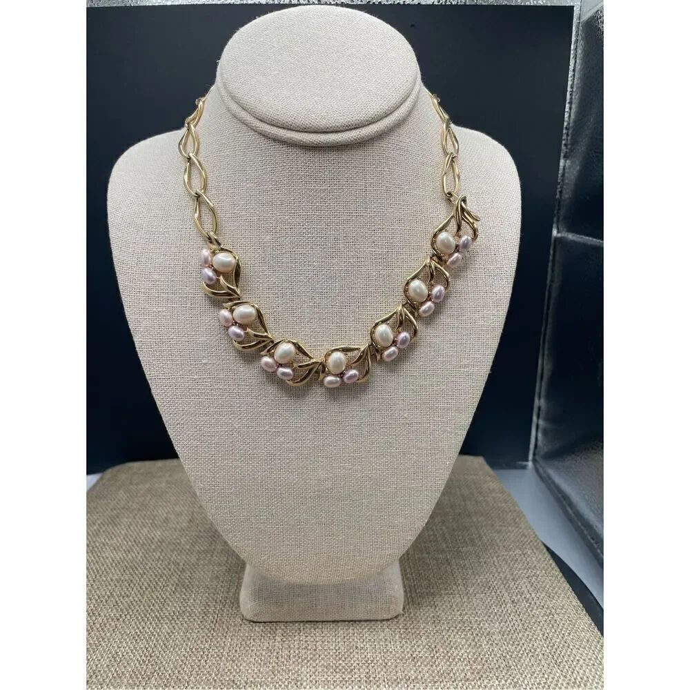 Vintage Kramer Vintage Gold Tone Leaf Necklace Faux Pearl Chain Design Classy